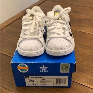 Adidas superstar
